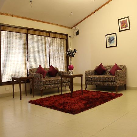 Oyo 2531 Hotel Una Comfort Misty Oak Nainital Luaran gambar