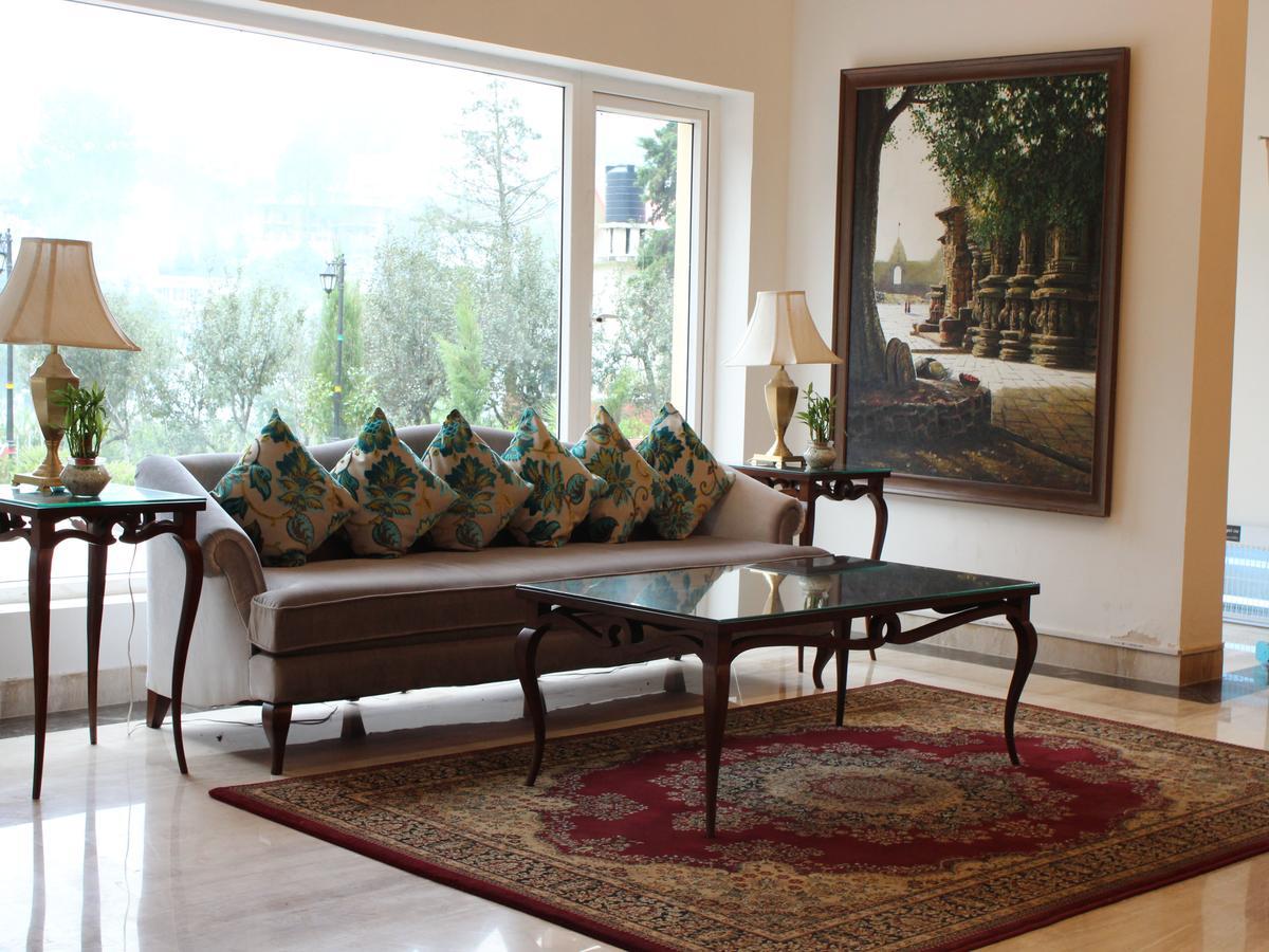 Oyo 2531 Hotel Una Comfort Misty Oak Nainital Luaran gambar